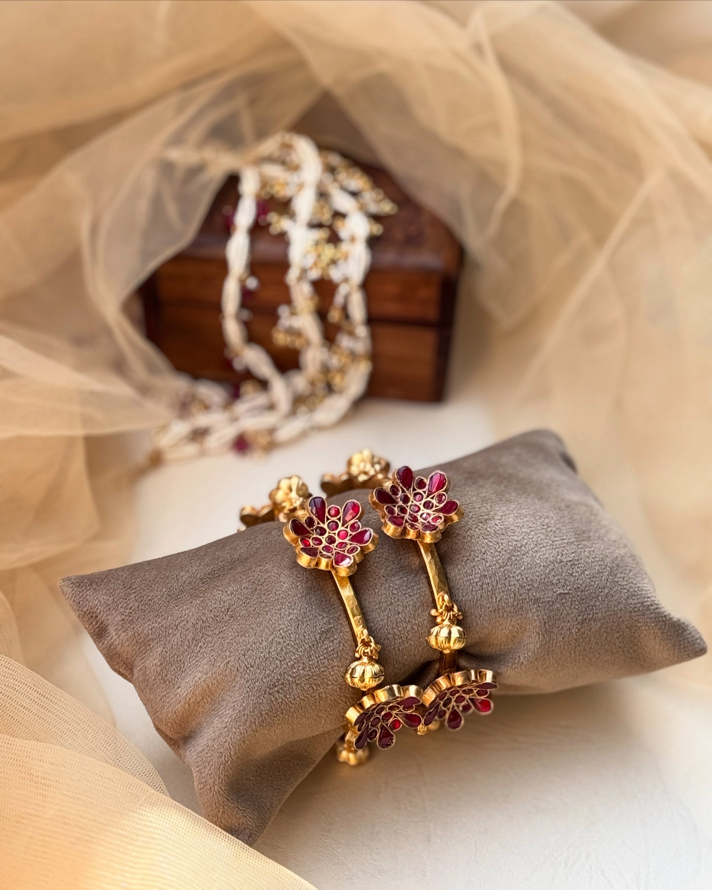 Red stone floral motif modern kadaas