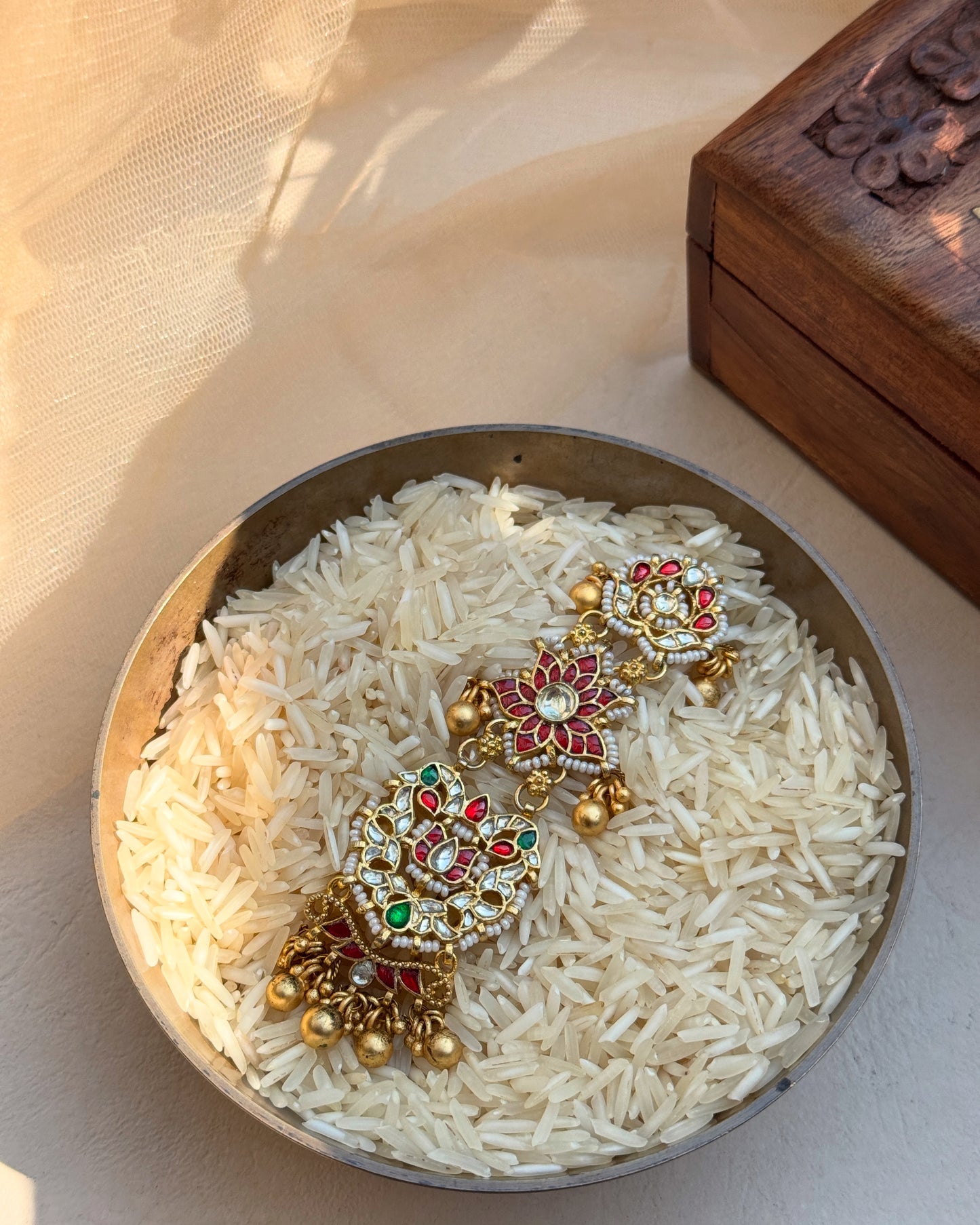 Jadau Elegant Long Finger Ring with Ghunghroos