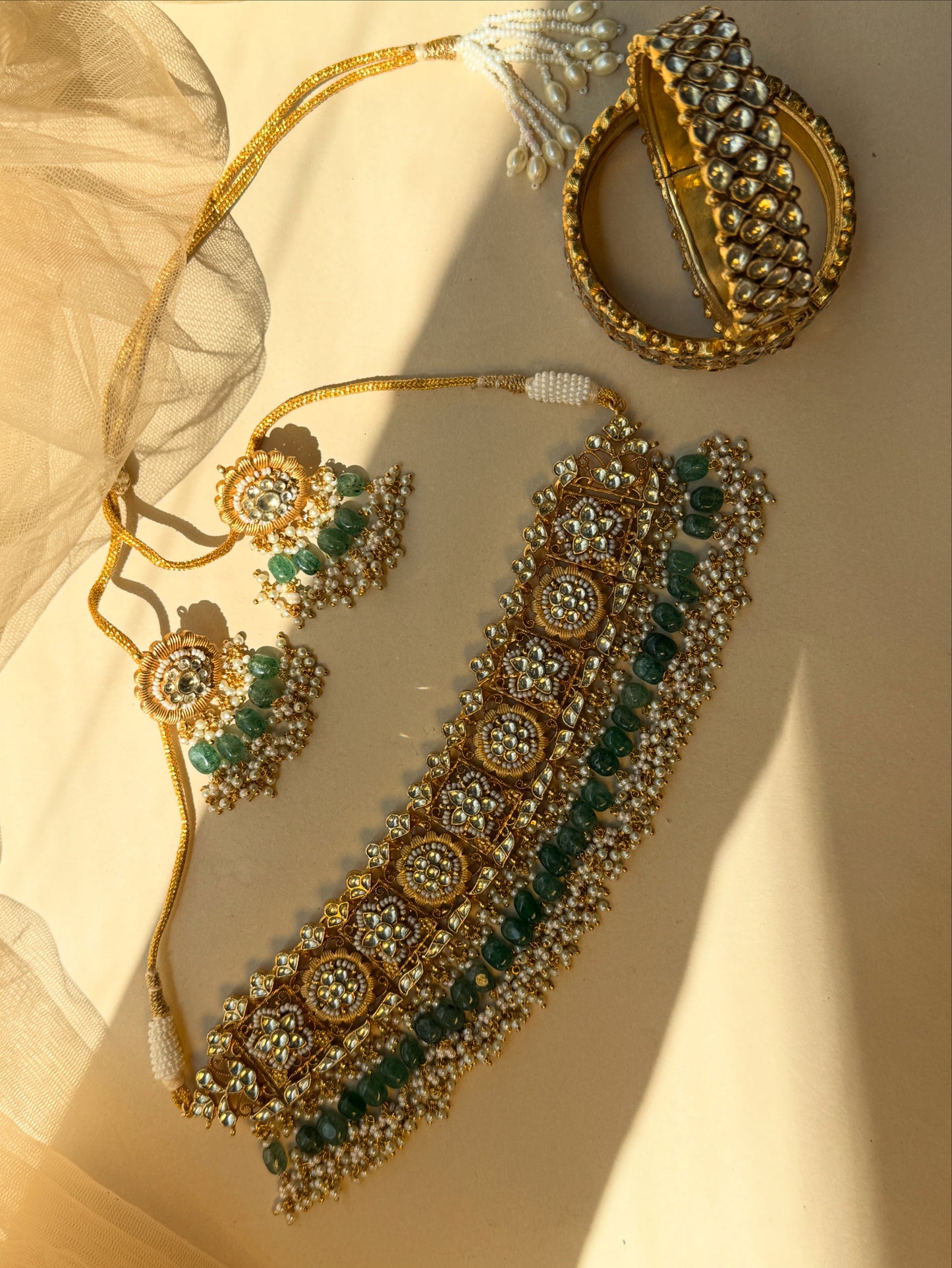 Timeless heritage floral design choker with Gemstone green beads