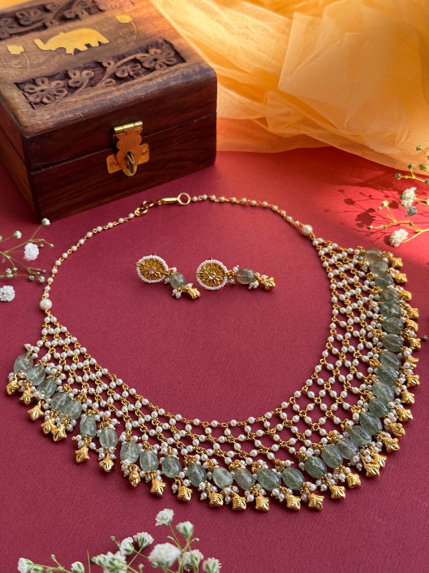 Gold plated round links and moti woven necklace Set