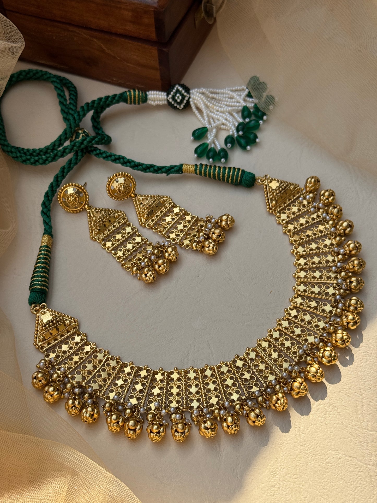 Gold plated Traditional Necklace set with Motif Jaali Design