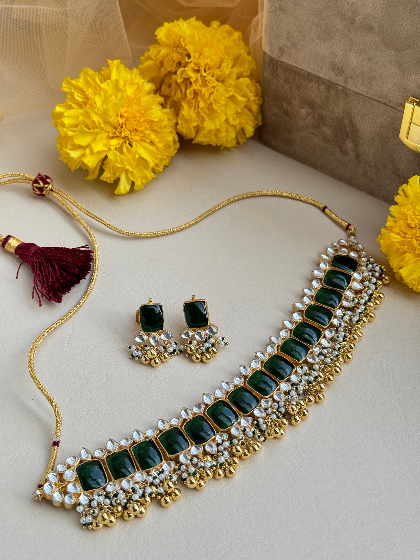 Bottle Green Square Stone Setting Choker Set