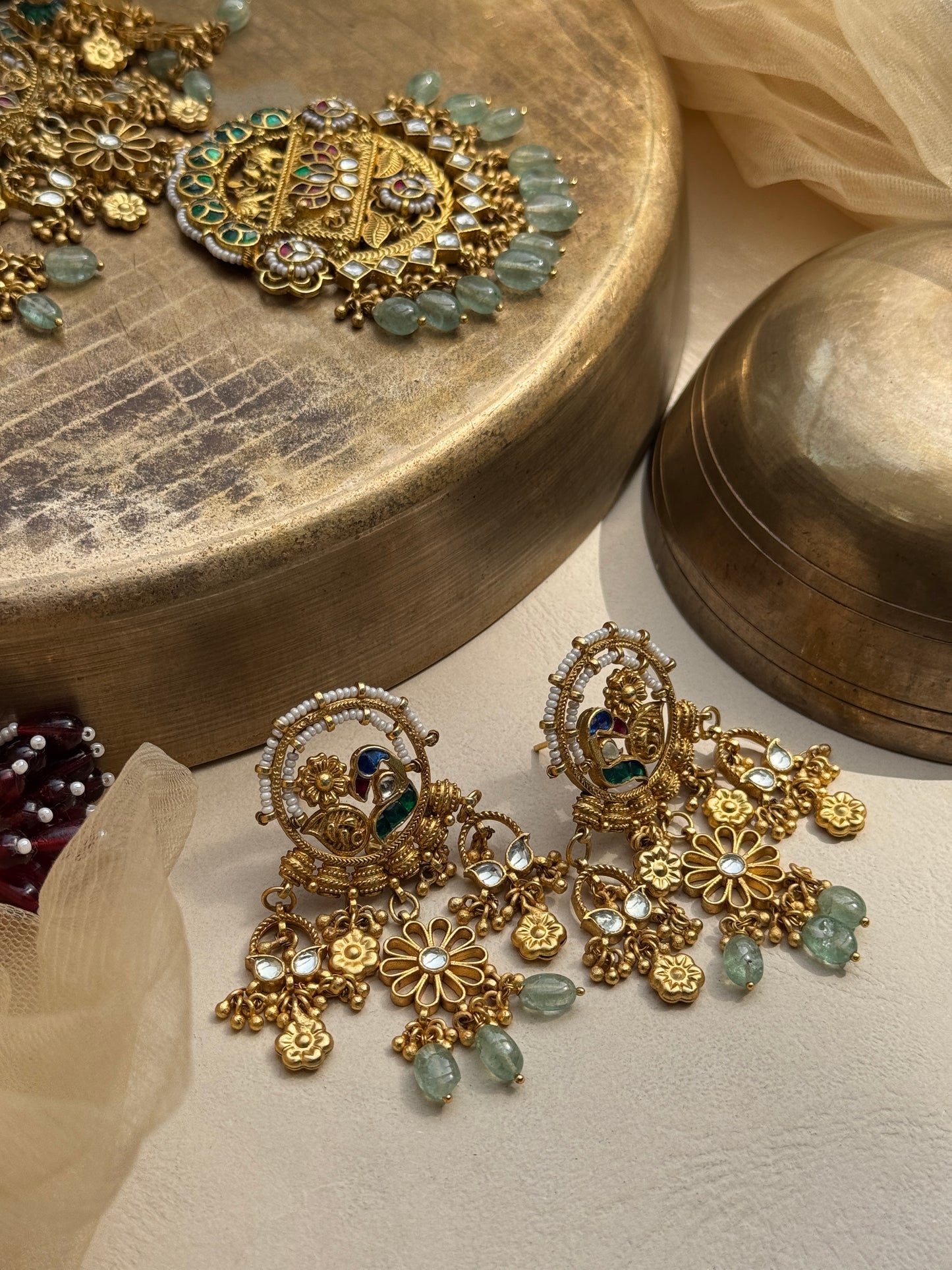 Royal heritage style necklace with golden beads