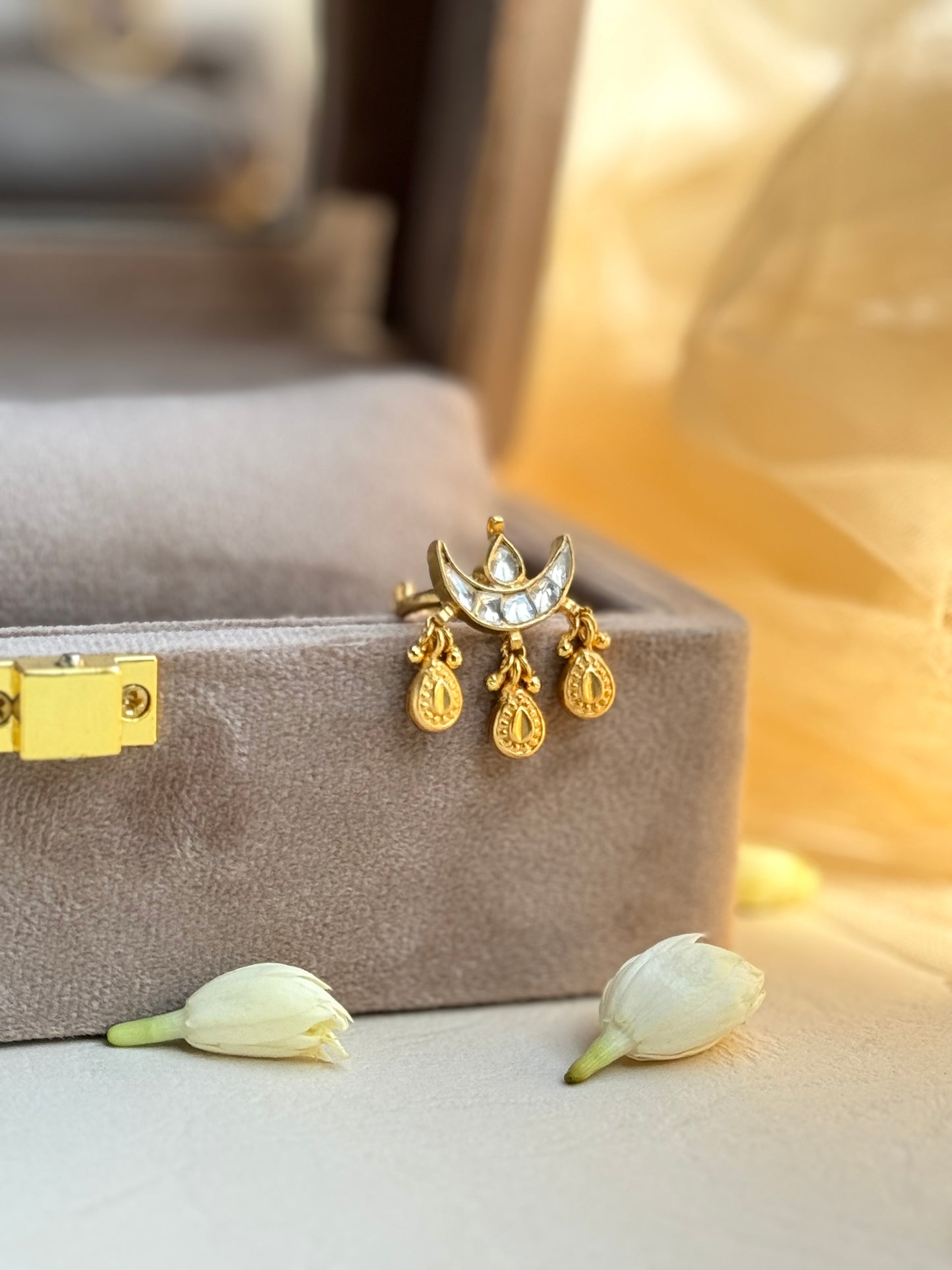 Traditional crescent moon motif 3 hanging charm ring