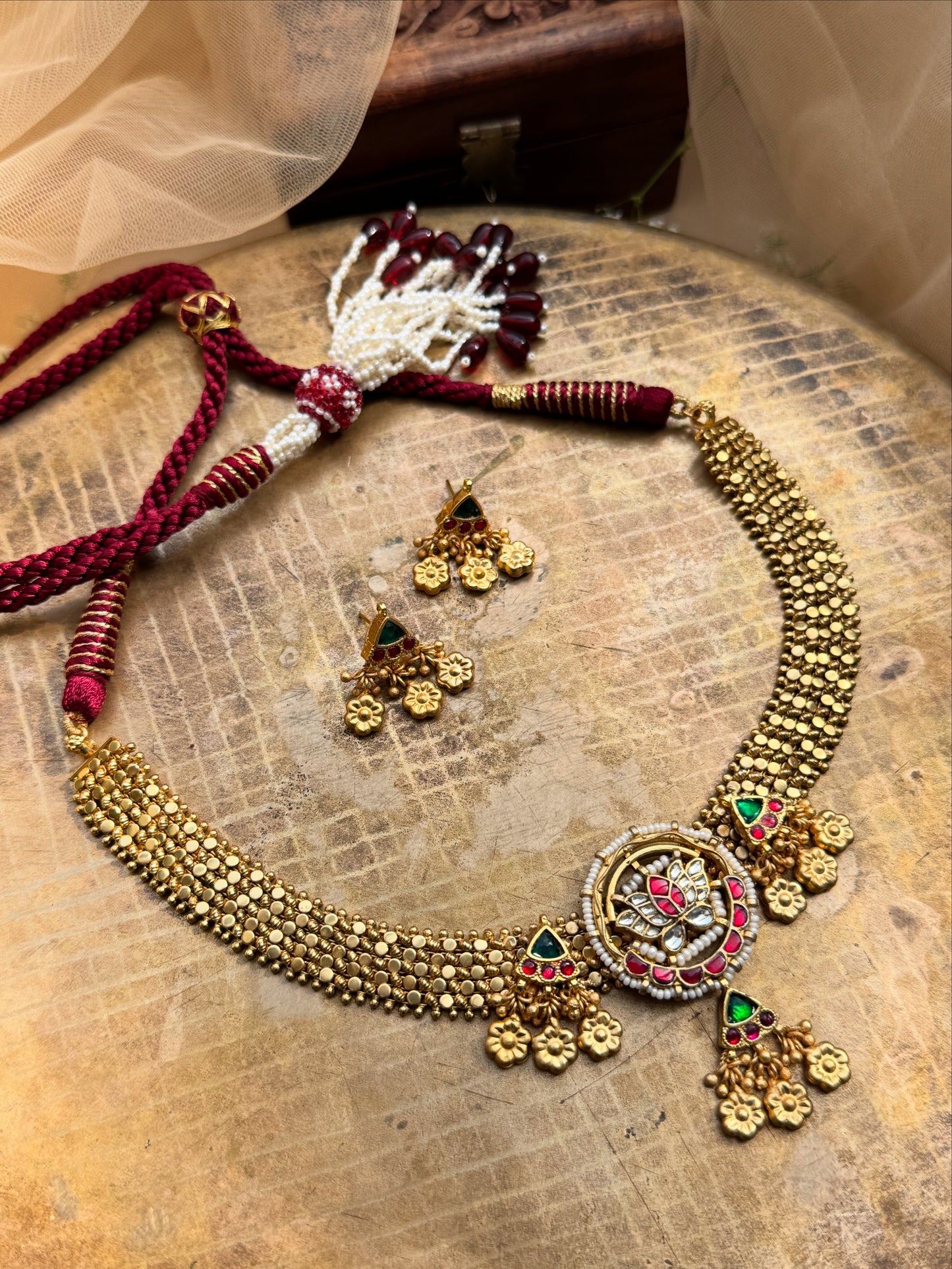 Heritage traditional link Setting Necklace Set