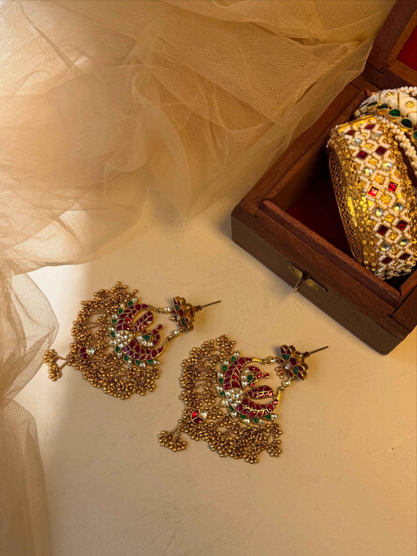 Heritage small gold plating beaded Jadau earrings