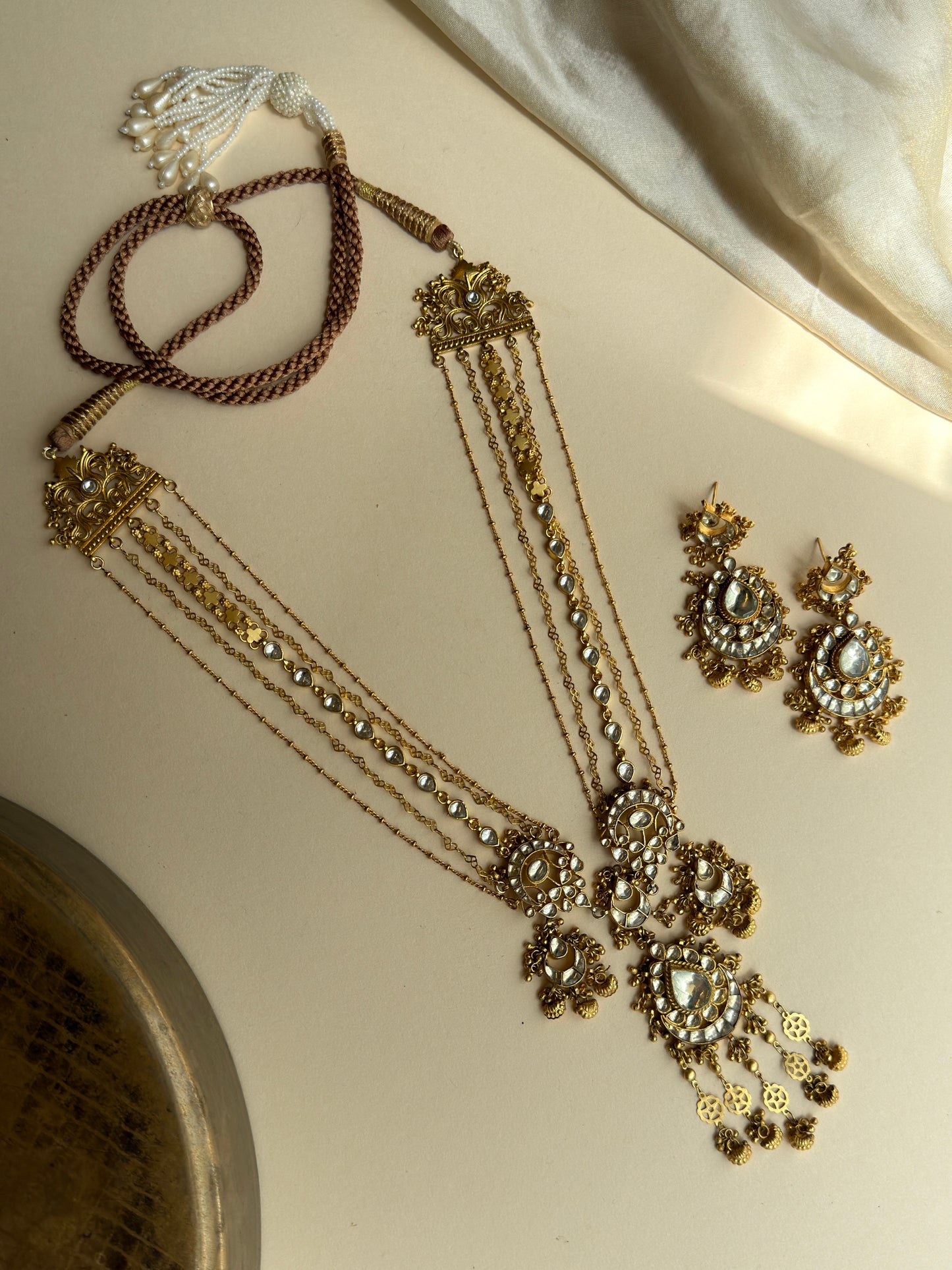 Vaibhavi Long Necklace
