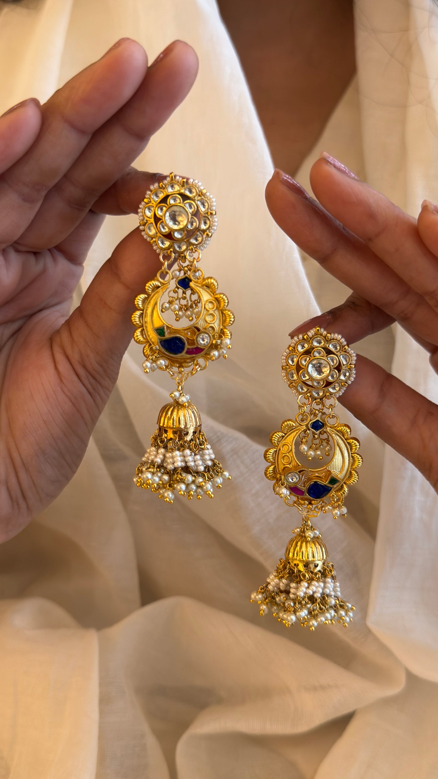 Amodini Gold earring