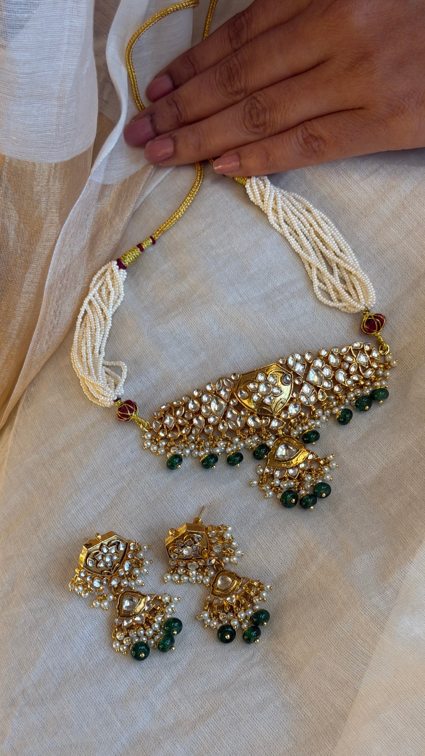 Kairavi necklace