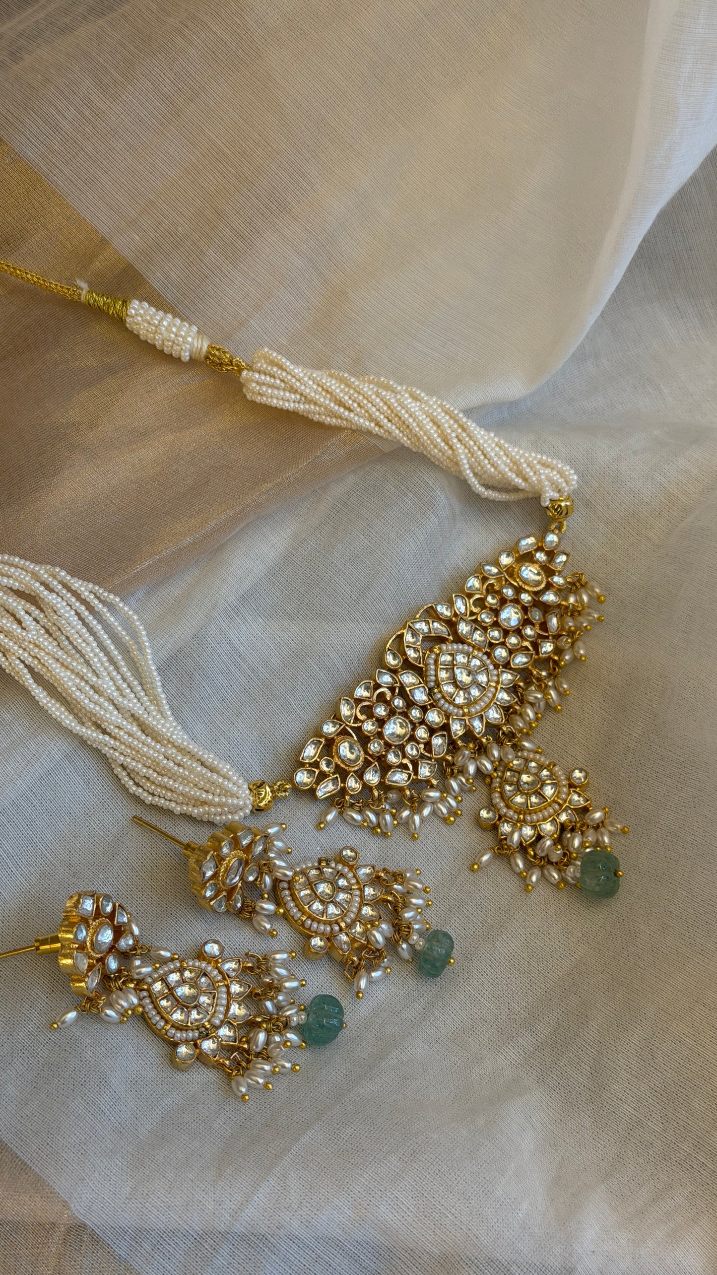 Mira Jadau necklace