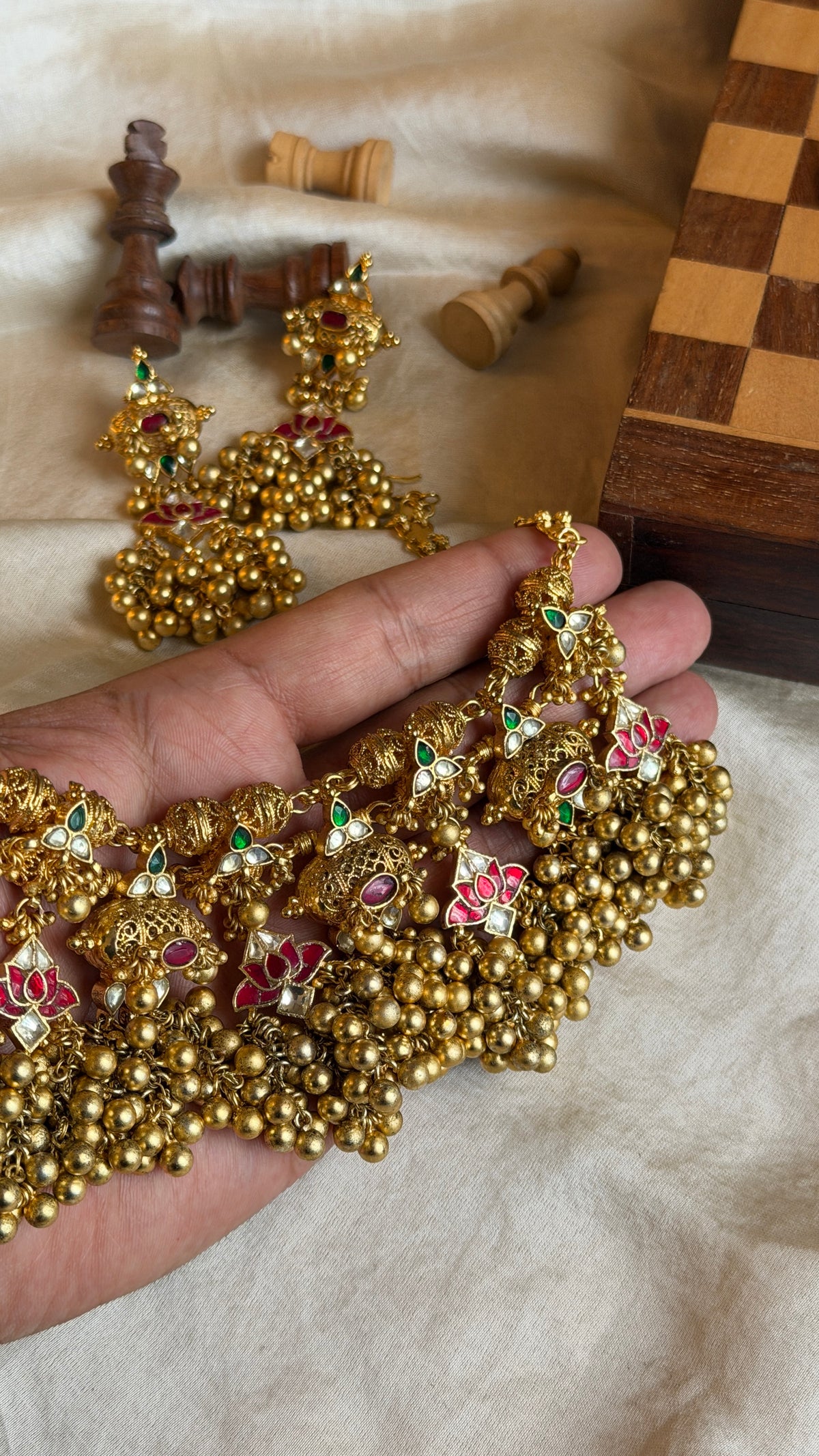 KALIGANTHI NECKLACE