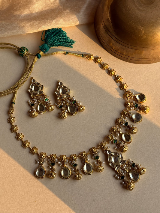 Heer Antique Kundan Set