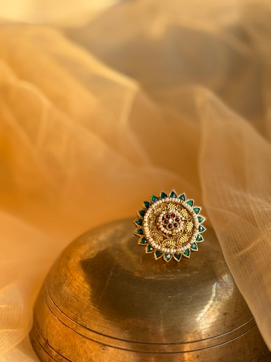 Traditional Round Shape  Flower Ring