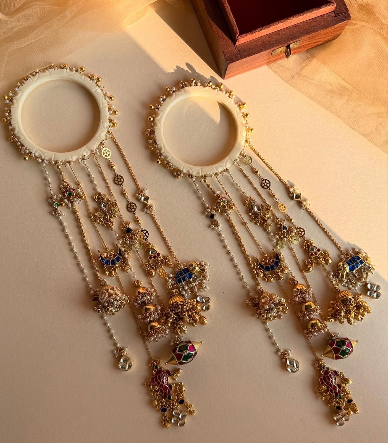HANDCRAFTED KALIRE