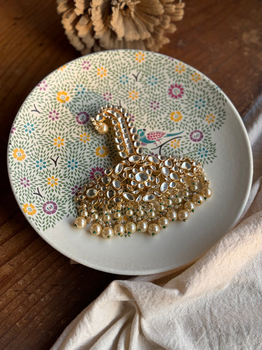 Men's Turban Brooch - Kalgi in Gold plating and pearls
