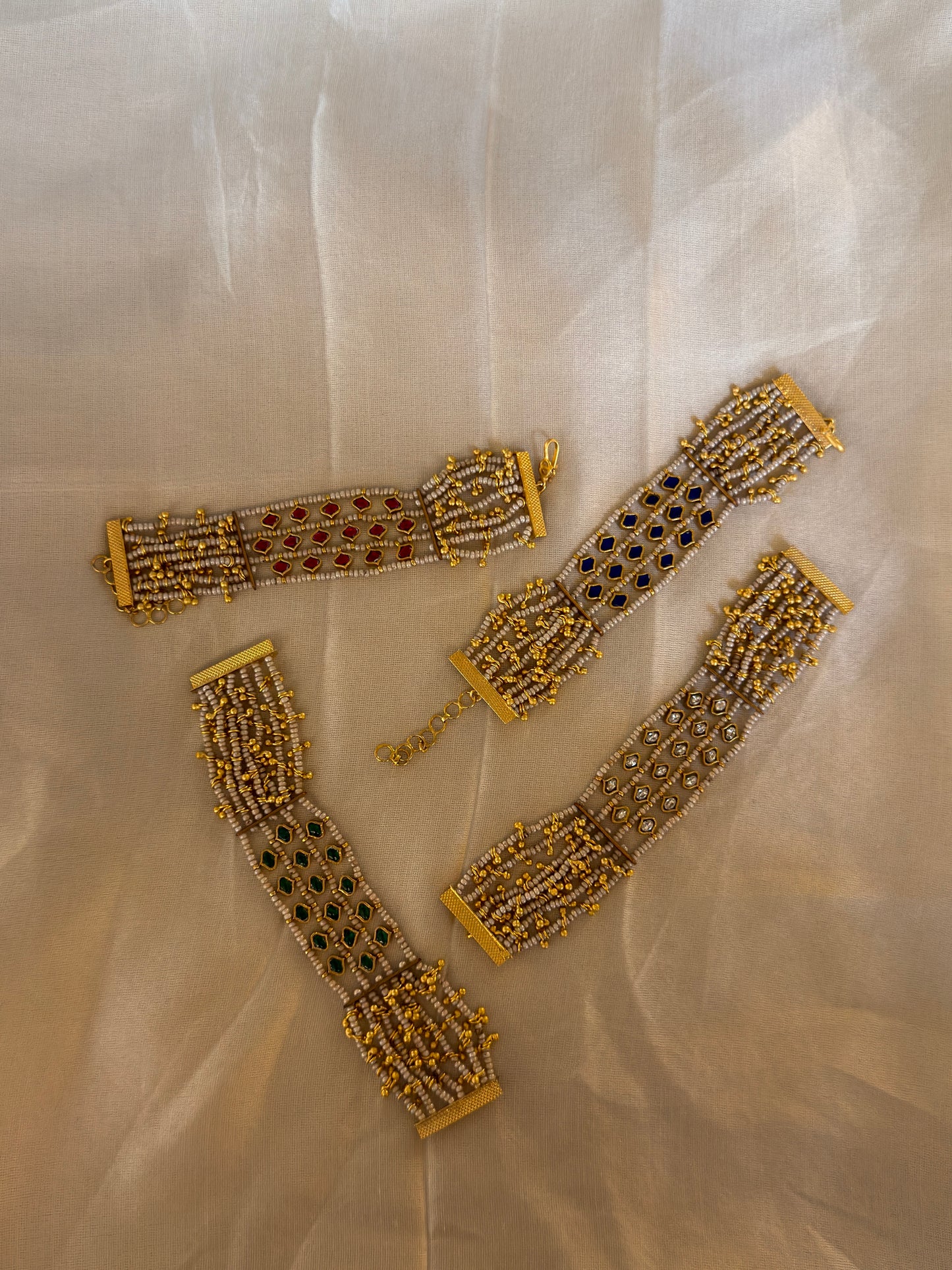 HANDCRAFTED JADAU BRACELET