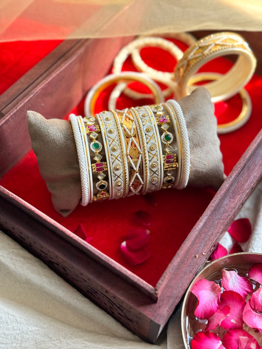 Swarna Shwet Bangles Set
