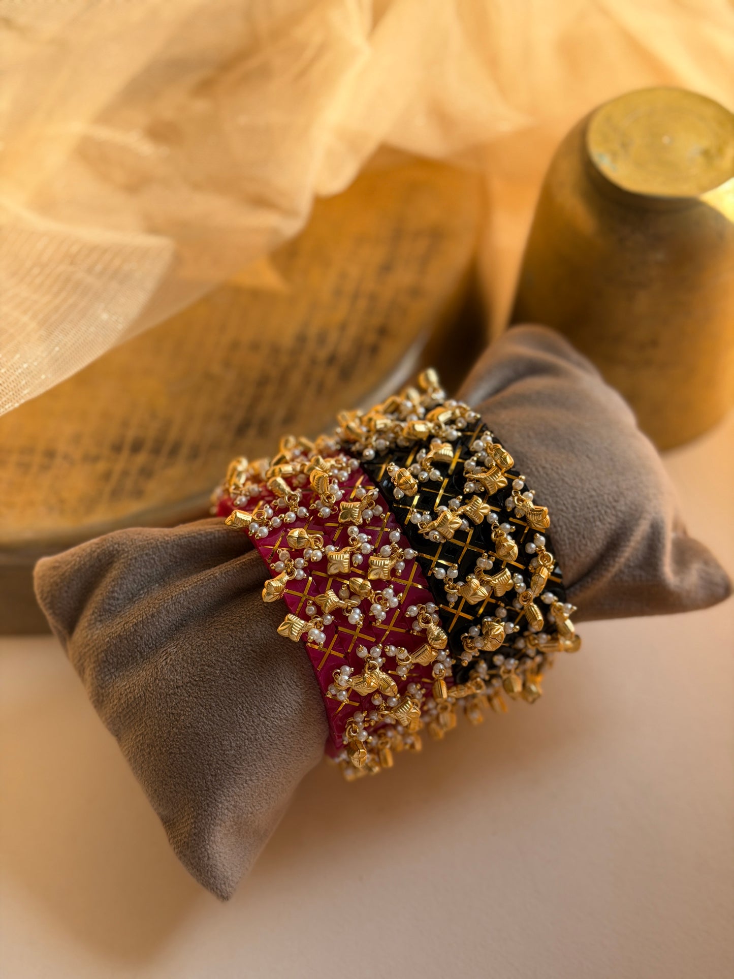 RAJSI GHUNGHROO BANGLES